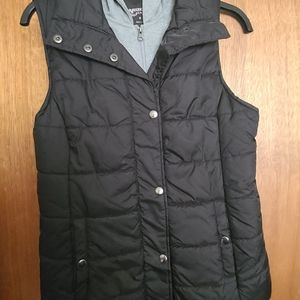 Black Hooded Vest Arizona Jeans, Women's Medium.